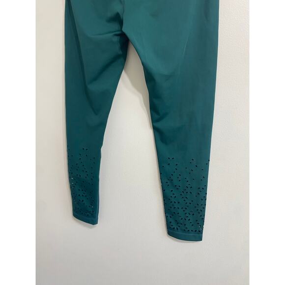 Trendy Zella Laser Cut Leggings - Green - Picture 11 of 11
